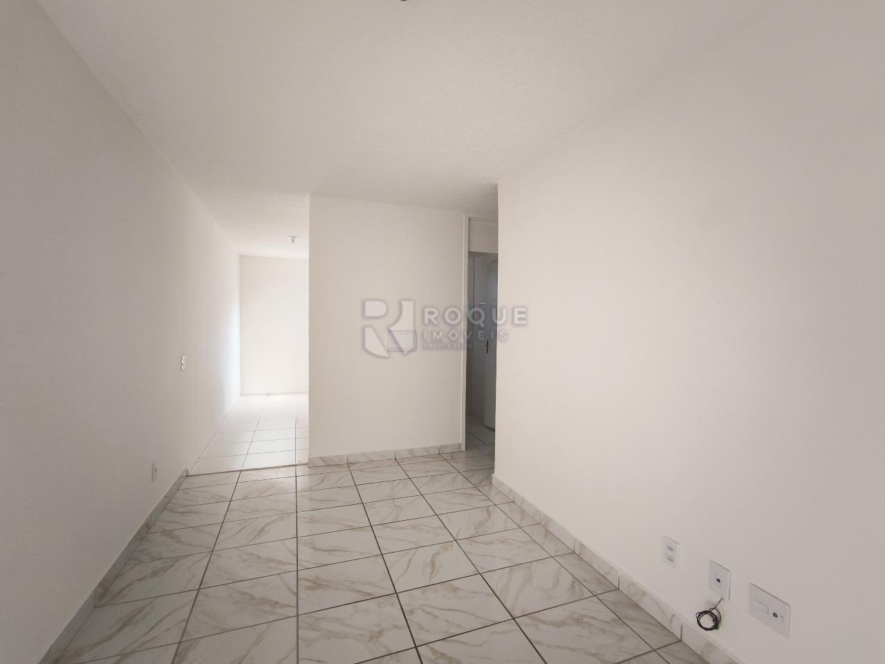 Apartamento para aluguel no bairro Parque Hippolyto: SALA DE ESTAR