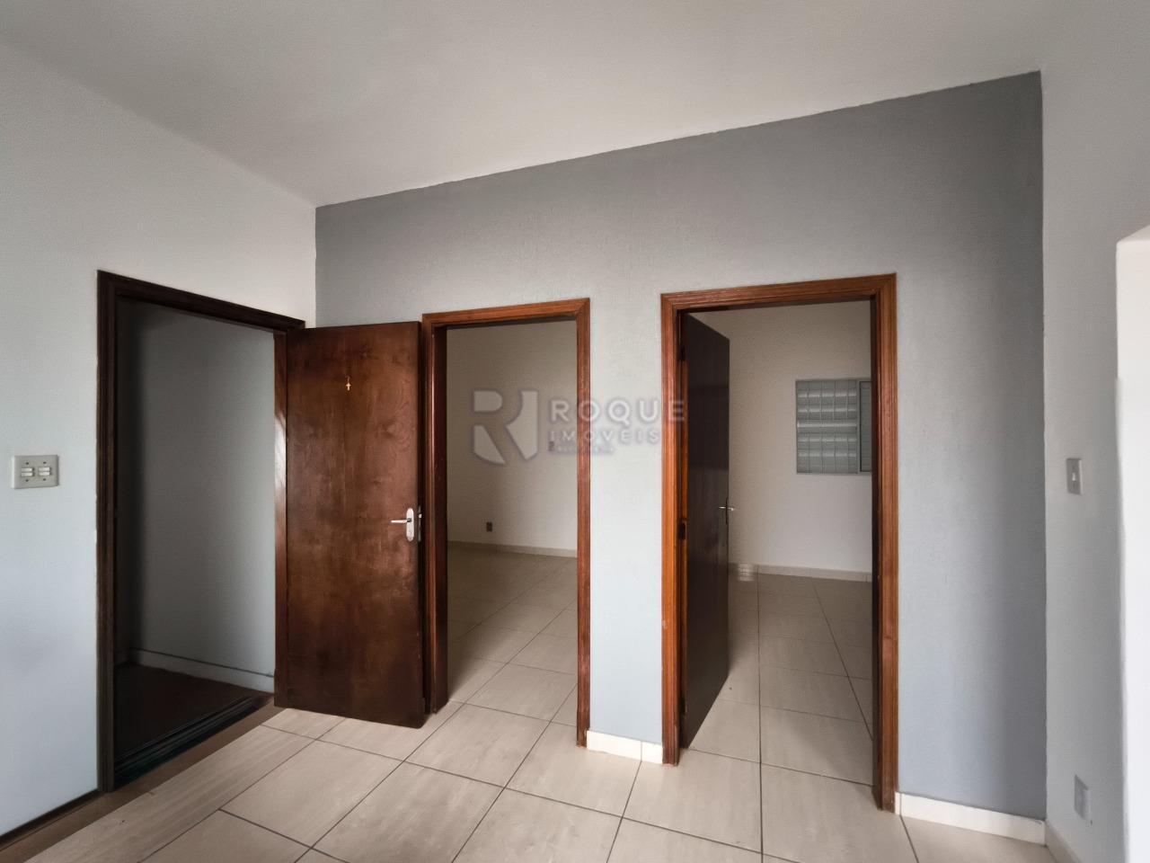 Casa Residencial à venda no bairro Vila Cristovam: SALA DE ESTAR