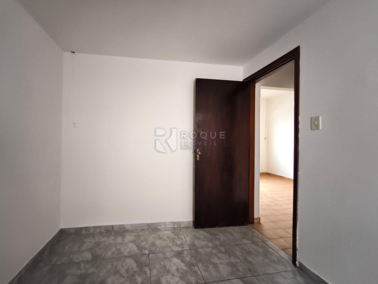 Casa Residencial à venda no bairro Vila Cristovam: DORMITÓRIO 3