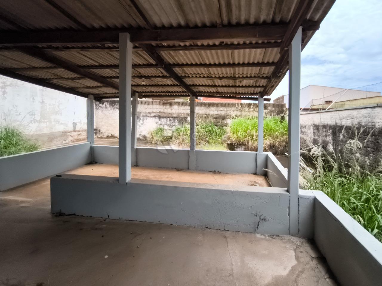 Casa Residencial à venda no bairro Vila Cristovam: RANCHO