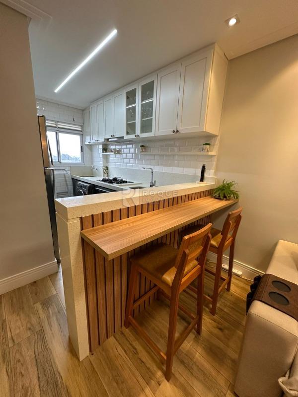 Apartamento à venda no bairro Condomínio Varandas I: 