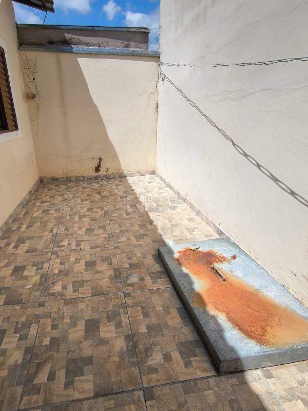 Casa Residencial à venda no bairro Jardim São Lourenço: PORÃO