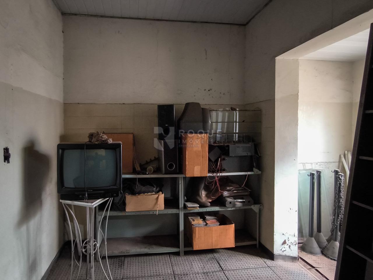 Casa Comercial à venda no bairro Centro: SALA 3