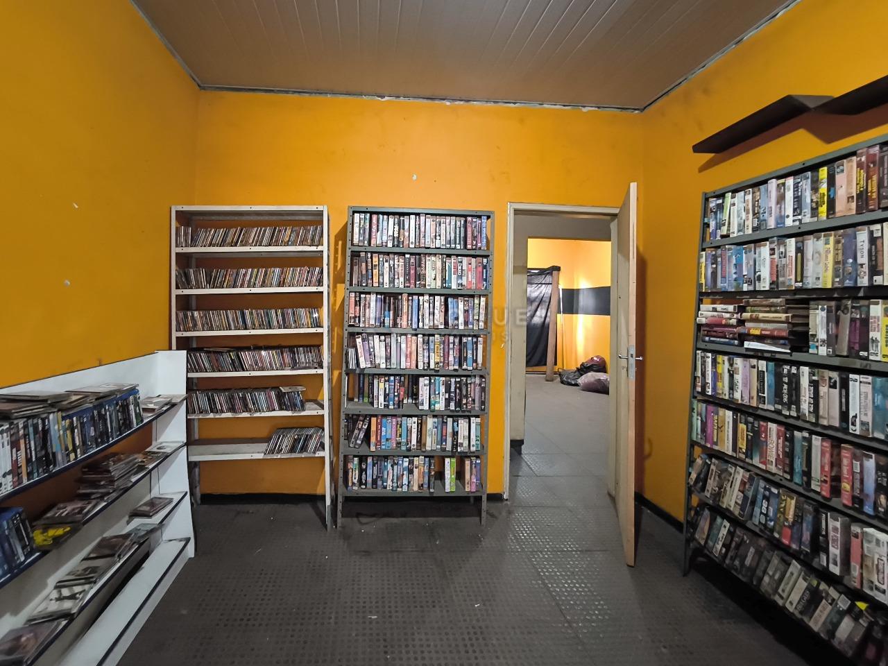 Casa Comercial à venda no bairro Centro: SALA 1