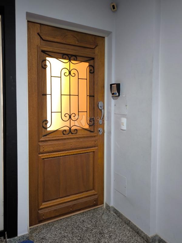 Salas/Conjuntos à venda no bairro Centro: ENTRADA