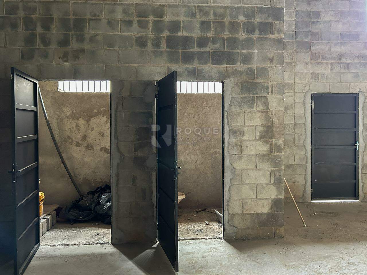 Barracão/Galpão para aluguel no bairro Jardim Senador Vergueiro: WC´s