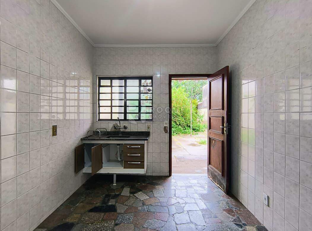 Casa Residencial para aluguel no bairro Jardim Ouro Verde: Cozinha 