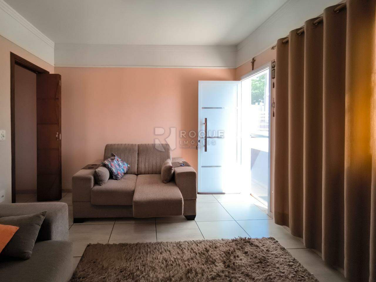 Casa Residencial à venda no bairro Jardim Santa Catarina: SALA DE ESTAR