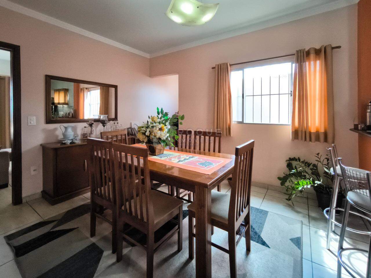 Casa Residencial à venda no bairro Jardim Santa Catarina: SALA DE JANTAR