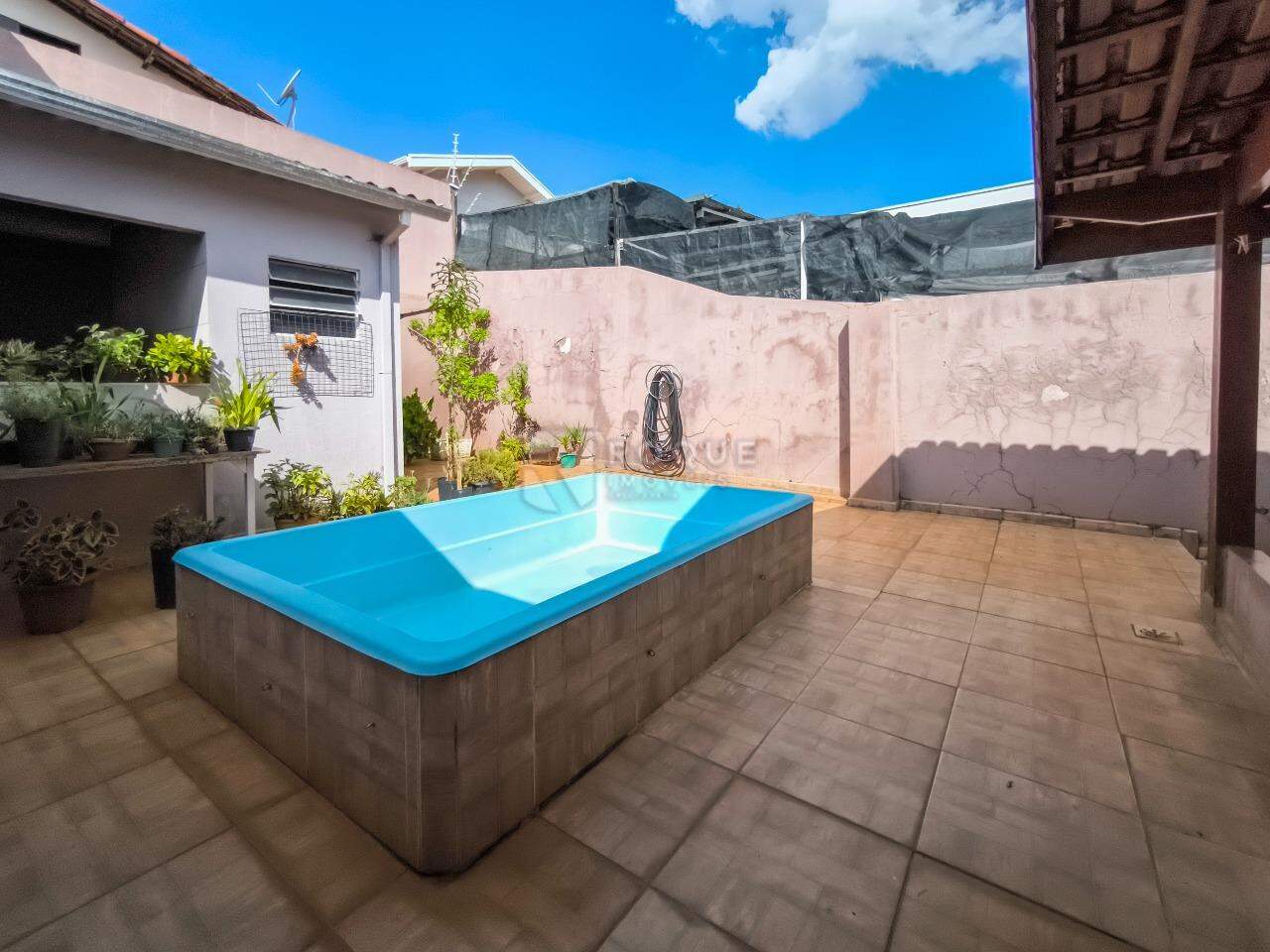 Casa Residencial à venda no bairro Jardim Santa Catarina: PISCINA