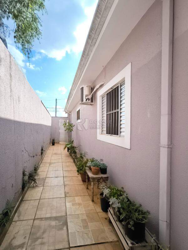 Casa Residencial à venda no bairro Jardim Santa Catarina: LATERAL EXTERNA