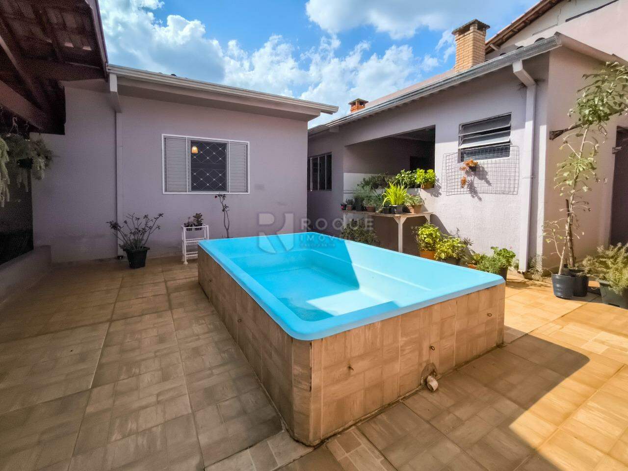 Casa Residencial à venda no bairro Jardim Santa Catarina: PISCINA