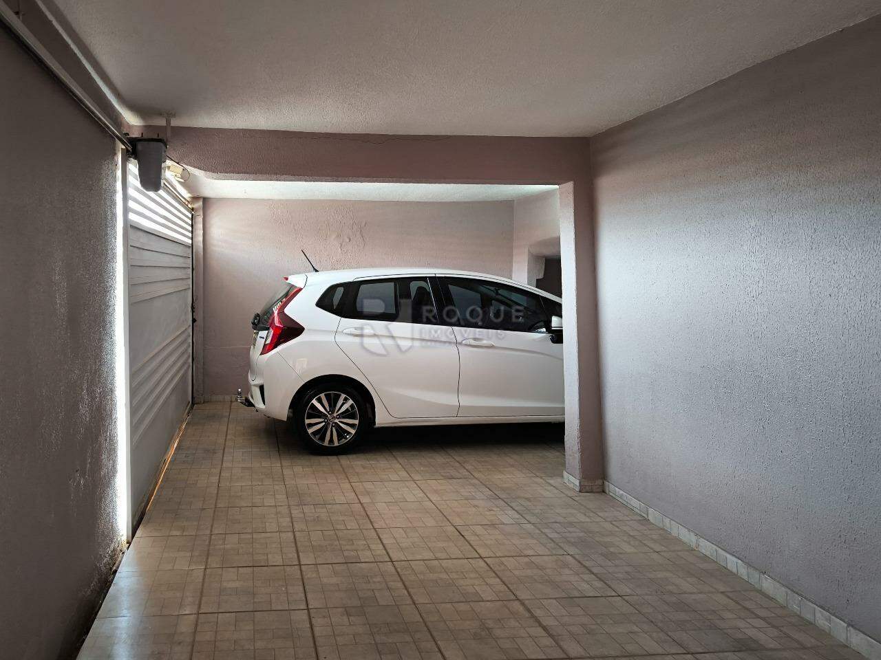 Casa Residencial à venda no bairro Jardim Santa Catarina: GARAGEM