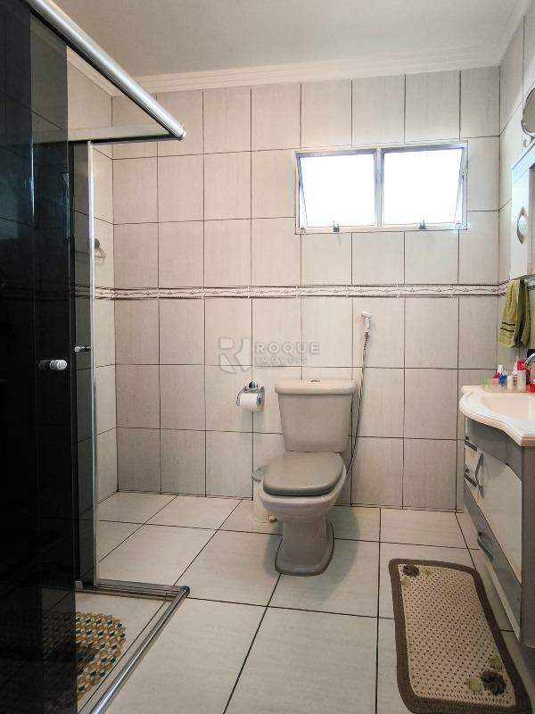 Casa Residencial à venda no bairro Jardim Santa Catarina: BANHEIRO SOCIAL