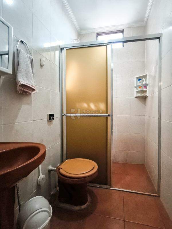Casa Residencial à venda no bairro Jardim Santa Catarina: WC SUÍTE