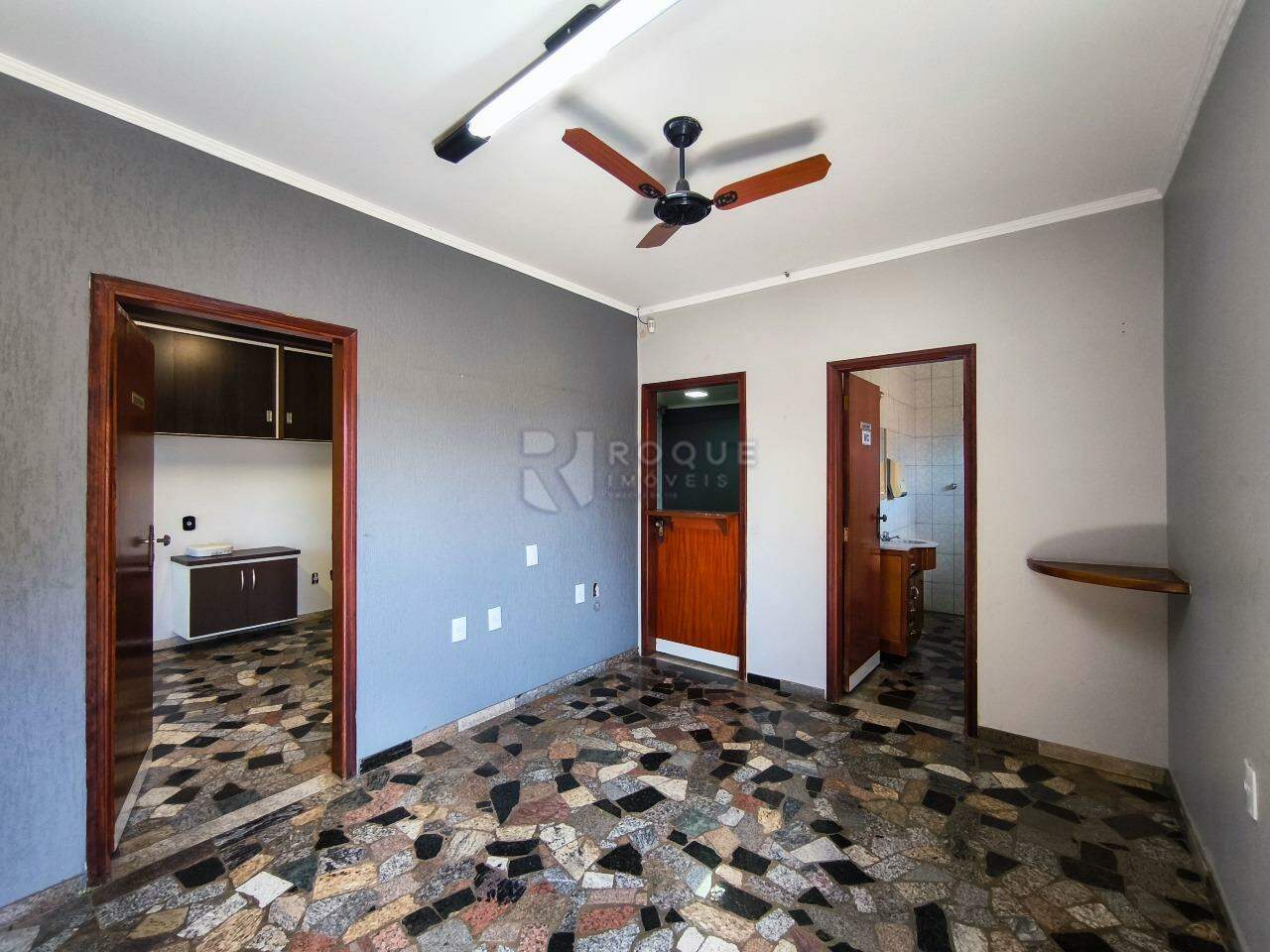 Barracão/Galpão para aluguel no bairro Jardim Esmeralda: RECEPÇÃO