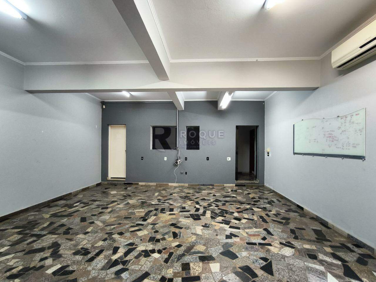 Barracão/Galpão para aluguel no bairro Jardim Esmeralda: EXPEDIÇÃO