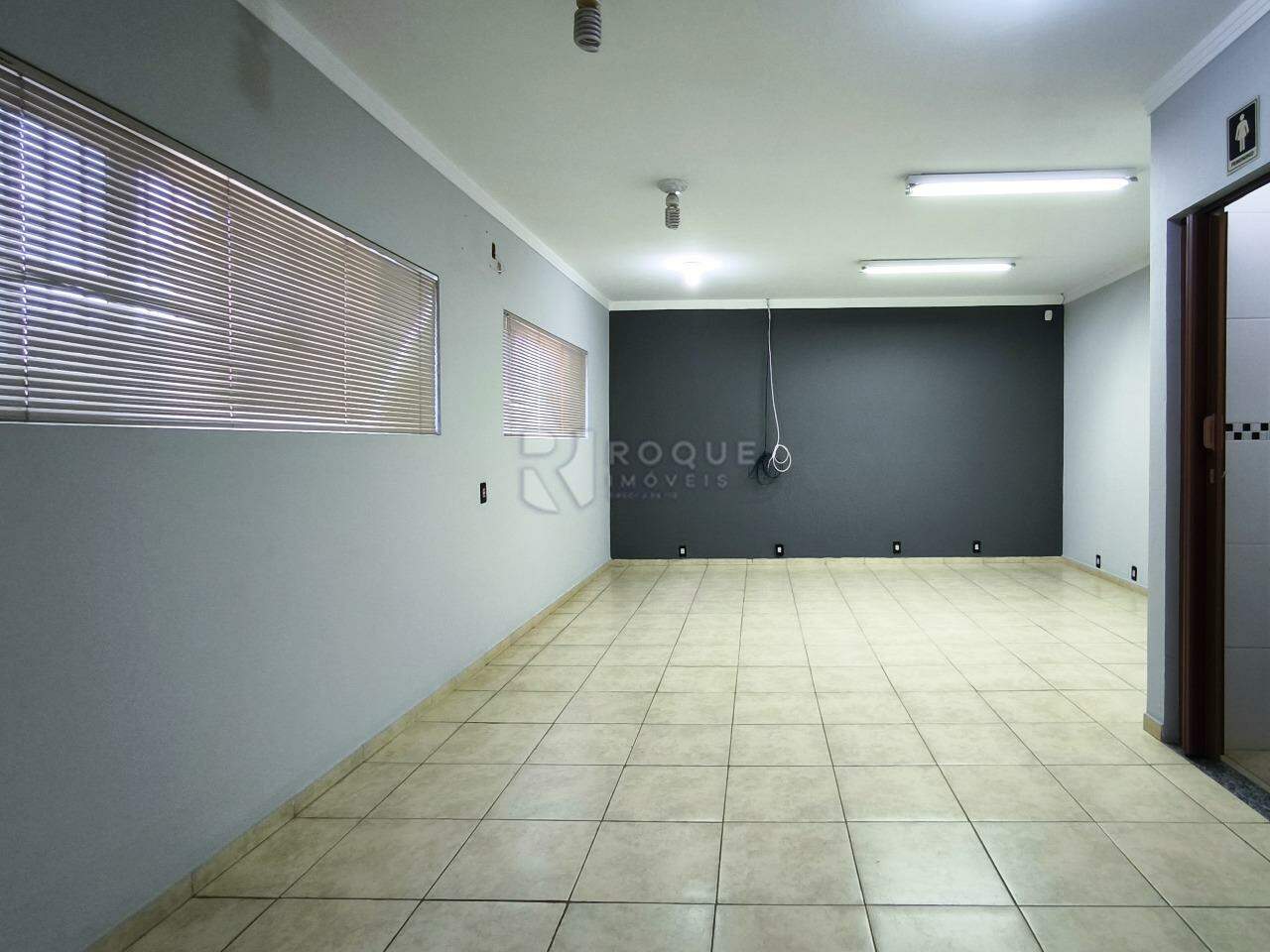 Barracão/Galpão para aluguel no bairro Jardim Esmeralda: SALA 2