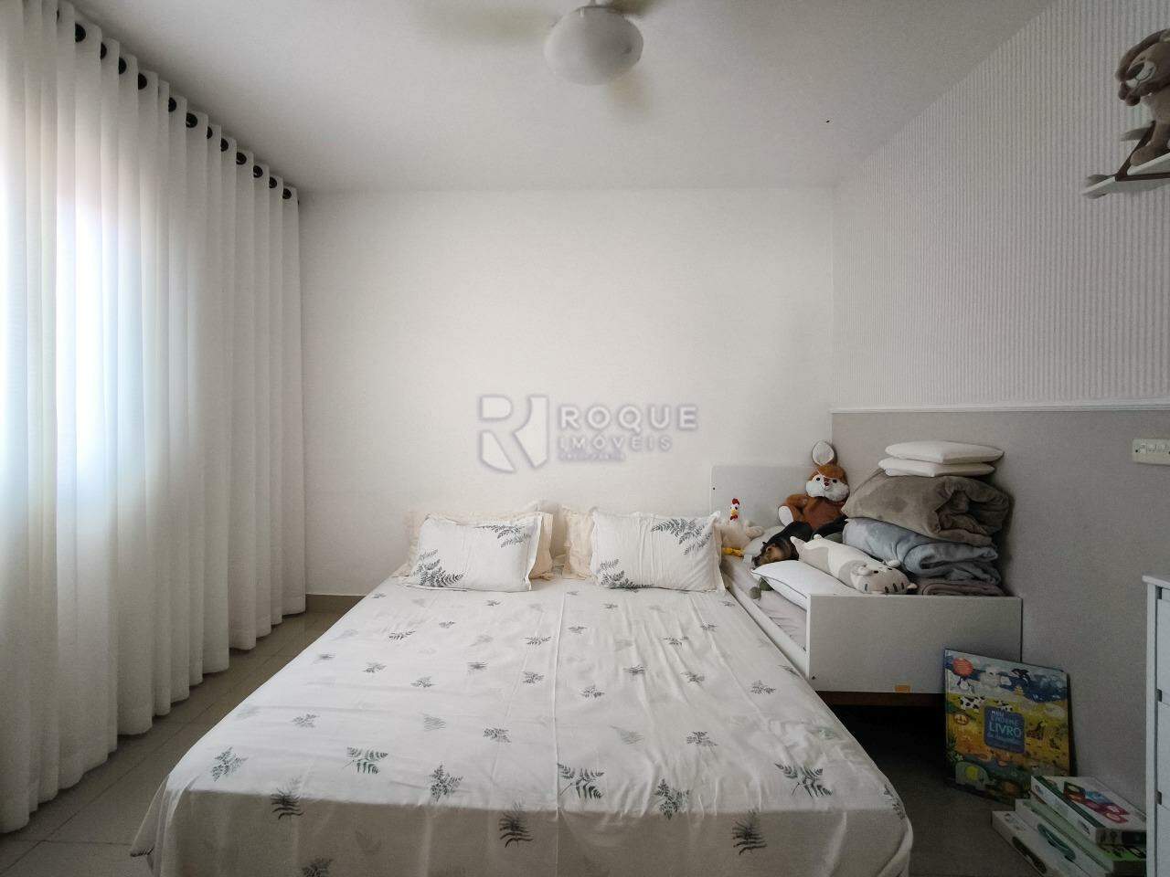 Casa Residencial à venda no bairro Vila Claudia: DORMITÓRIO