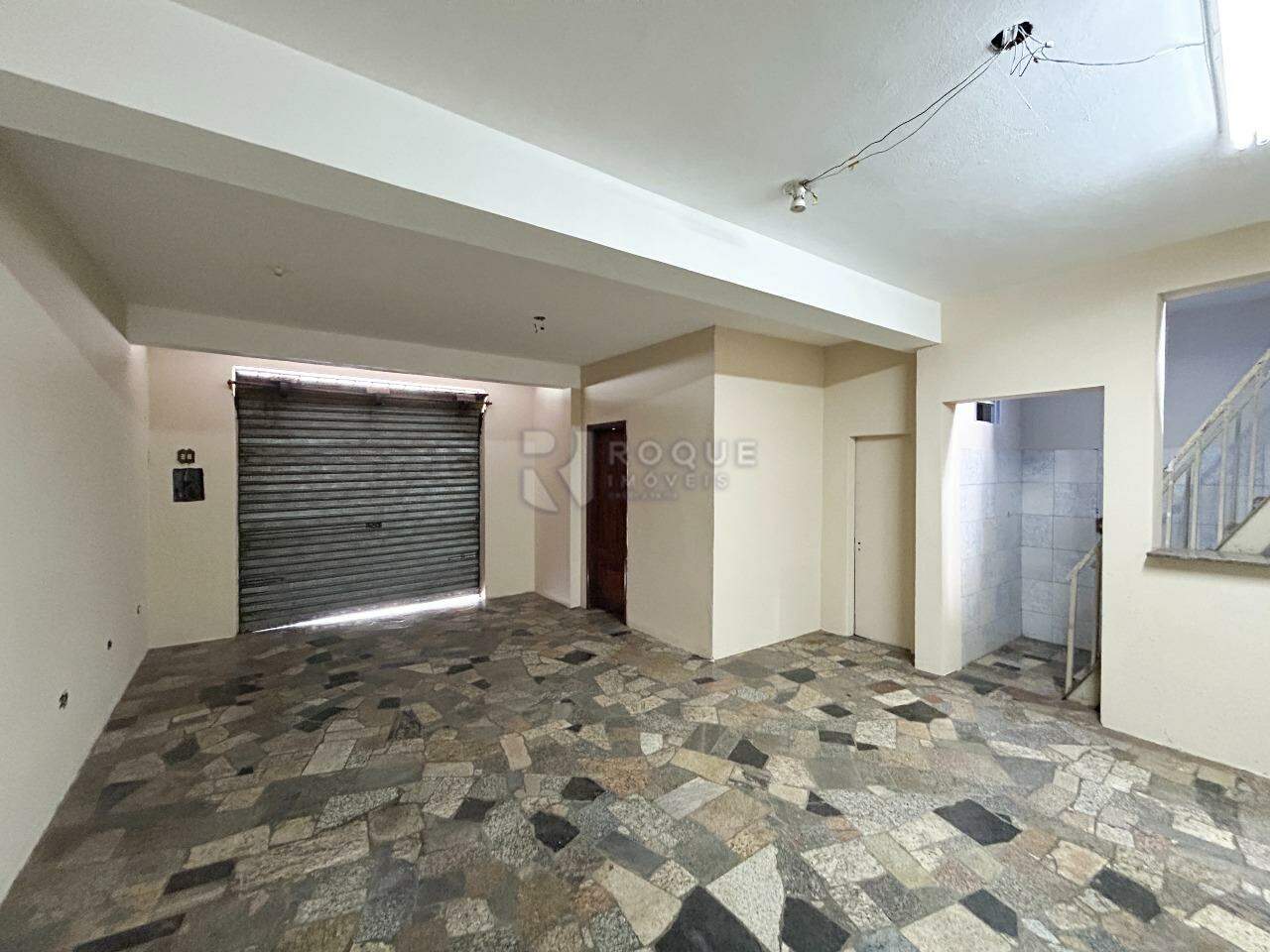 Casa com salão para aluguel no bairro Jardim Ibirapuera: Salão