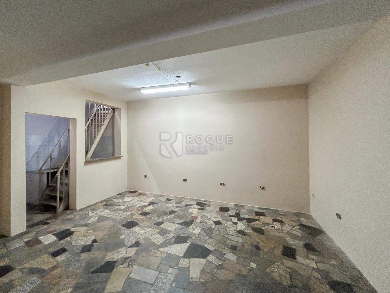 Casa com salão para aluguel no bairro Jardim Ibirapuera: Salão