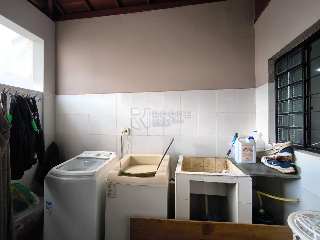 Casa Residencial à venda no bairro Vila Piza: LAVANDERIA