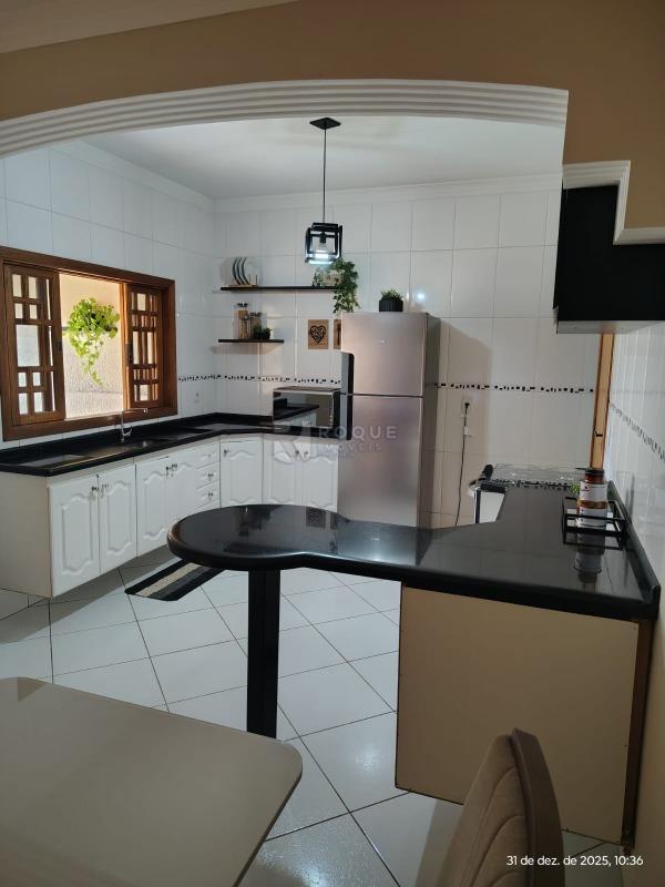 Casa Residencial à venda no bairro Jardim Olga Veroni: 