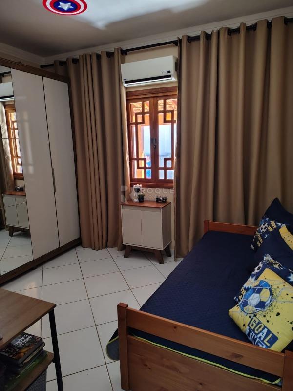 Casa Residencial à venda no bairro Jardim Olga Veroni: 