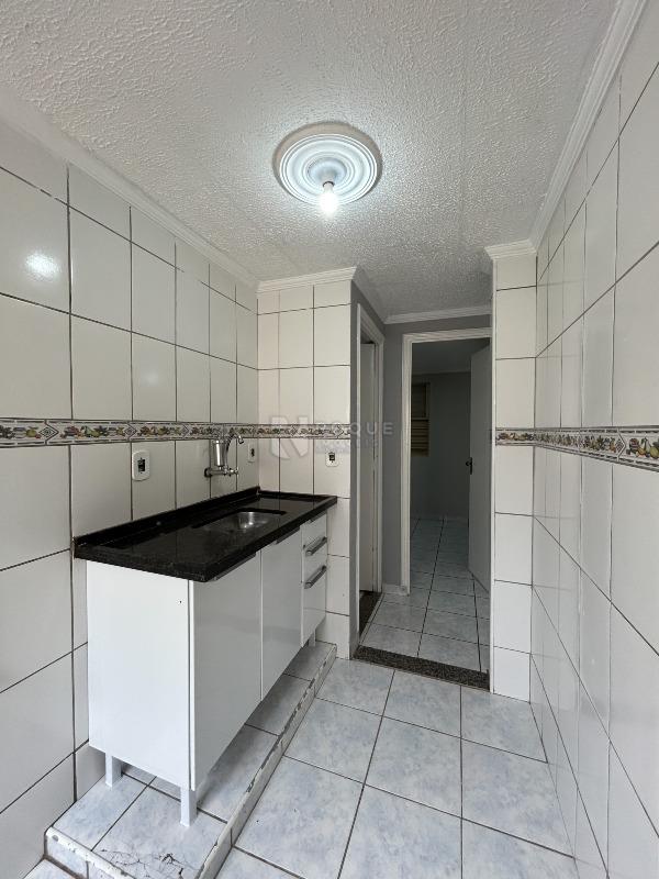 Apartamento para aluguel no bairro Jardim Olga Veroni: Cozinha