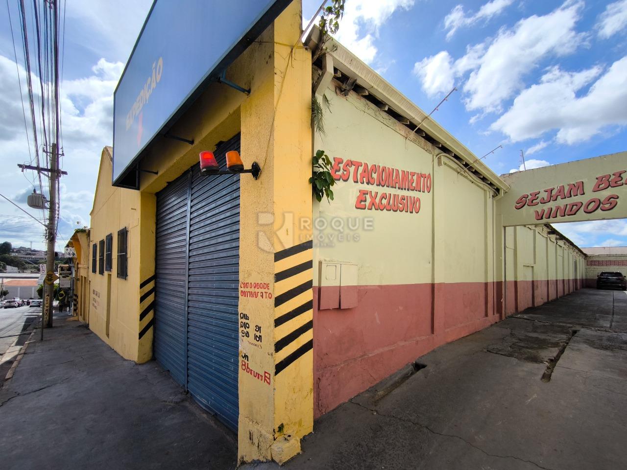 Barracão/Galpão à venda no bairro Centro: LATERAL EXTERNA