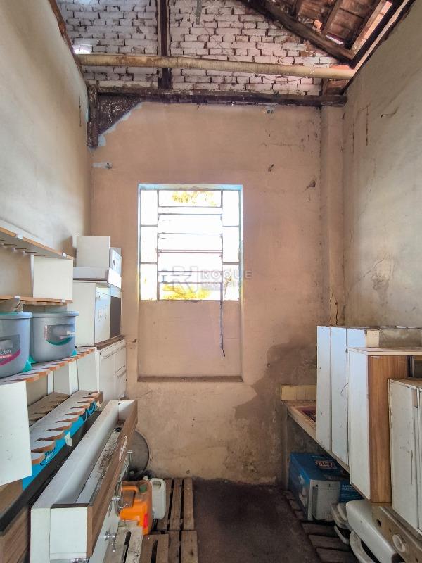 Barracão/Galpão à venda no bairro Centro: 