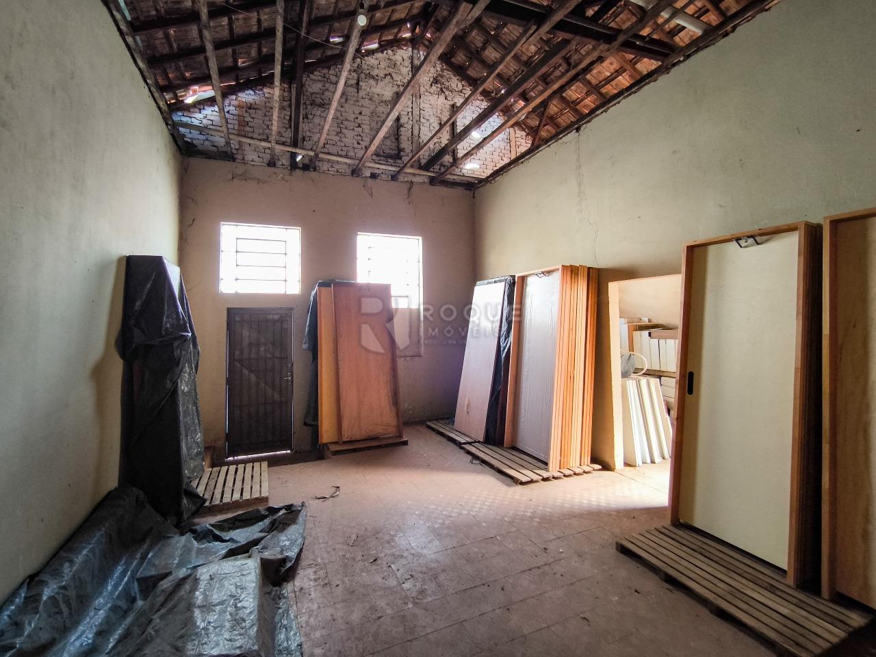 Barracão/Galpão à venda no bairro Centro: 