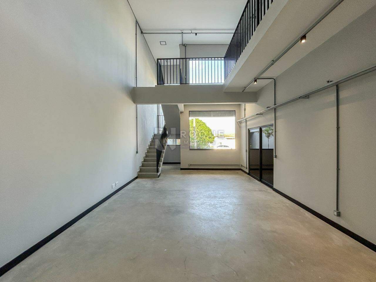 Salão para aluguel no bairro Jardim Porto Real IV: Salão 