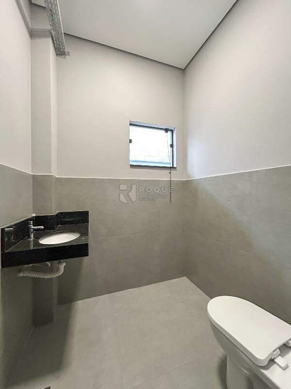 Salão para aluguel no bairro Jardim Porto Real IV: WC social 2