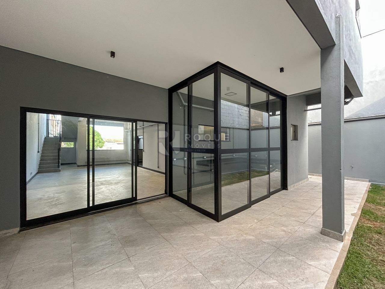 Salão para aluguel no bairro Jardim Porto Real IV: Fundo / Copa