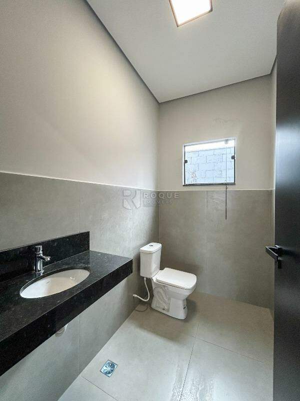Salão para aluguel no bairro Jardim Porto Real IV: WC social 3 segundo andar