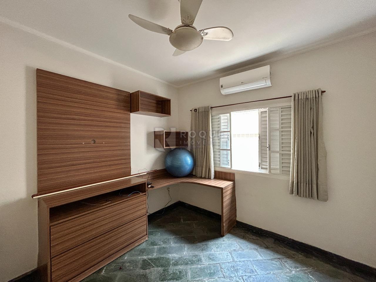 Casa Residencial para aluguel no bairro Jardim Nereide: Dormitório 3