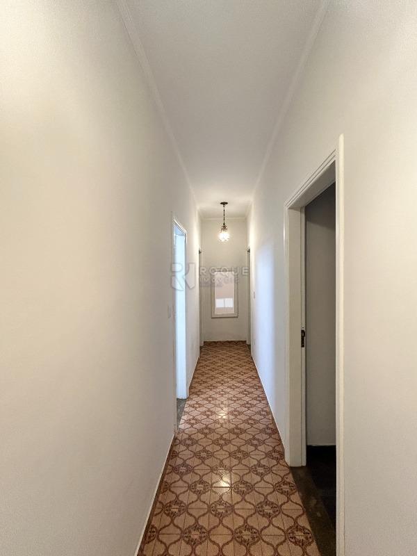 Casa Residencial para aluguel no bairro Jardim Nereide: Hall