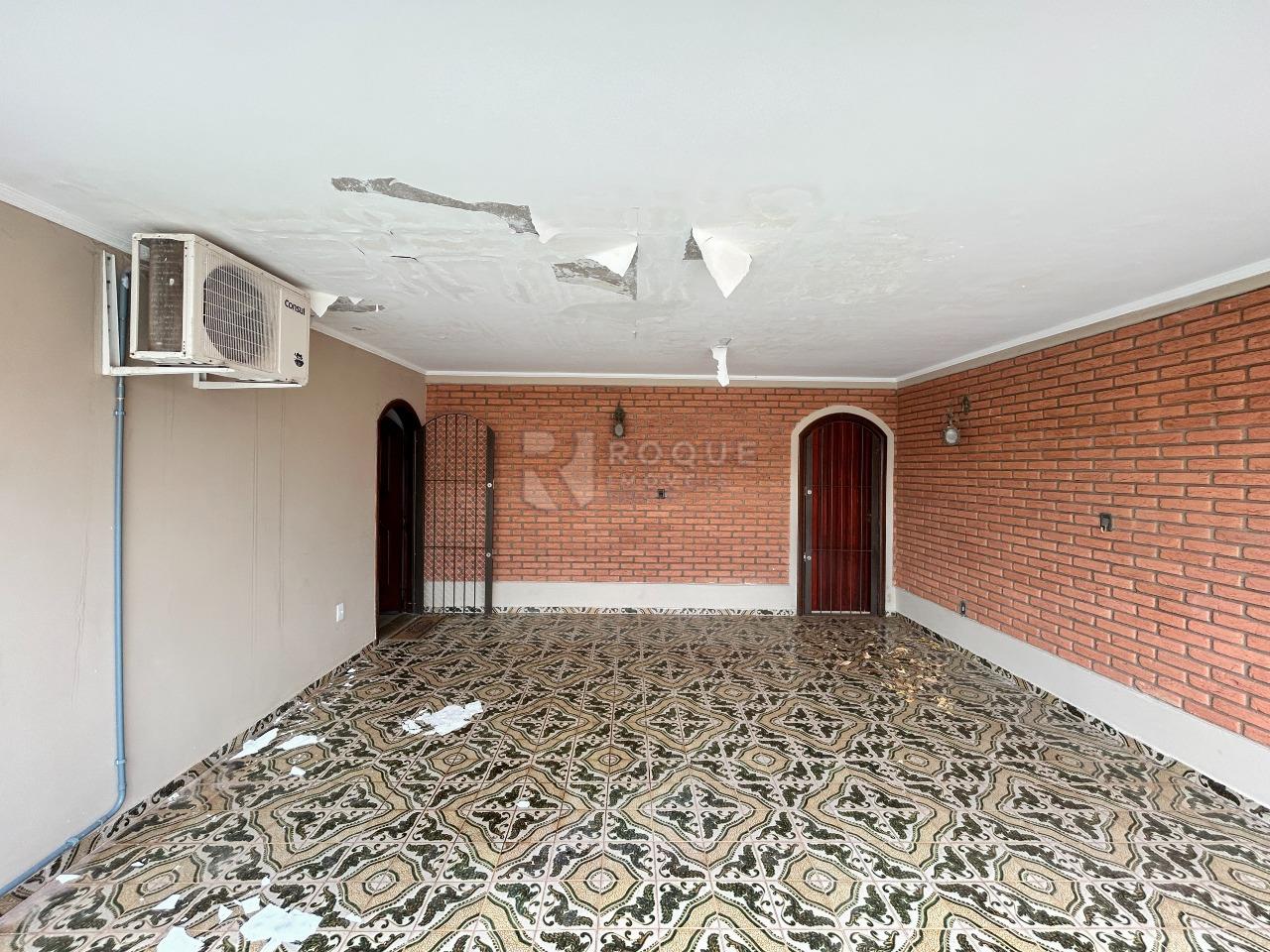 Casa Residencial para aluguel no bairro Jardim Nereide: Garagem 