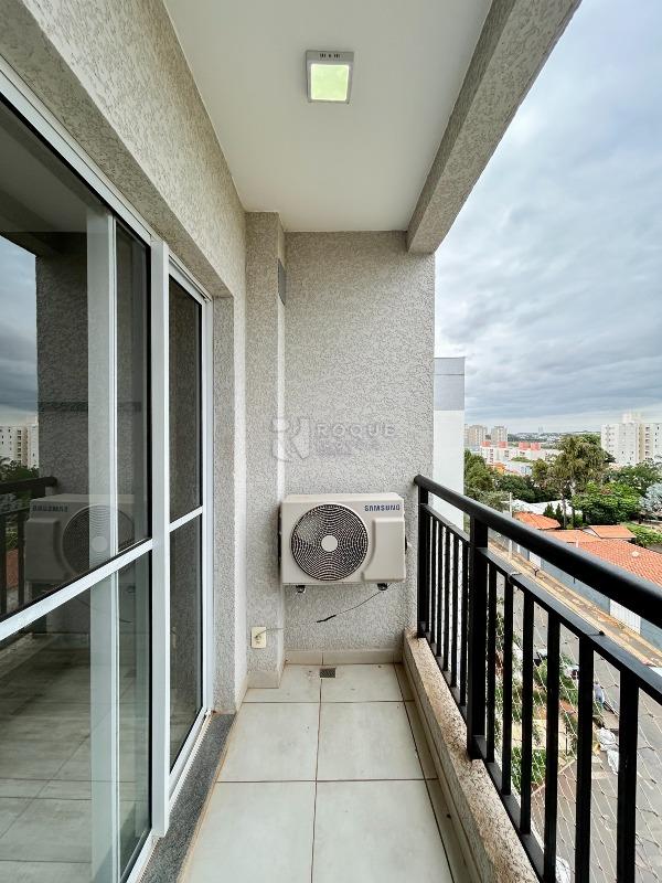 Apartamento para aluguel no bairro Chácaras Antonieta: Sacada 