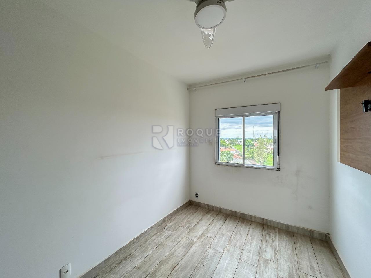 Apartamento para aluguel no bairro Chácaras Antonieta: Dormitório 1