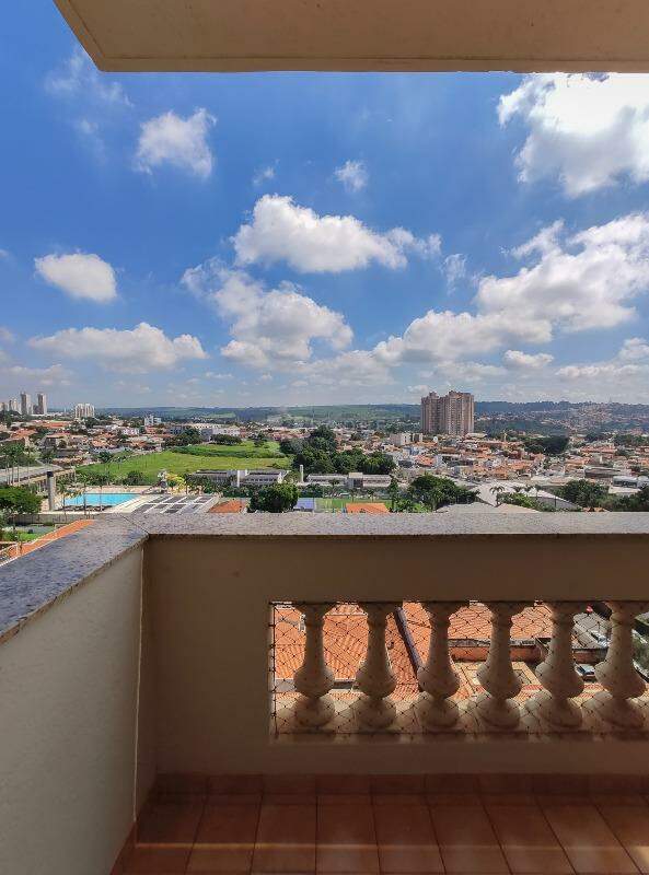 Apartamento à venda no bairro Vila Paraiso: Sacada 