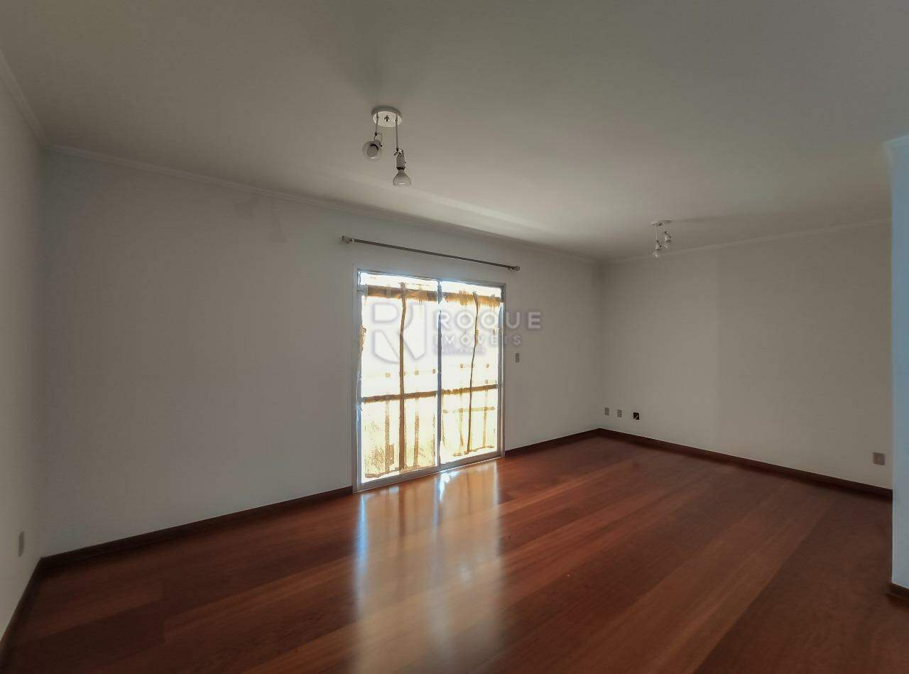 Apartamento à venda no bairro Vila Paraiso: Sala 