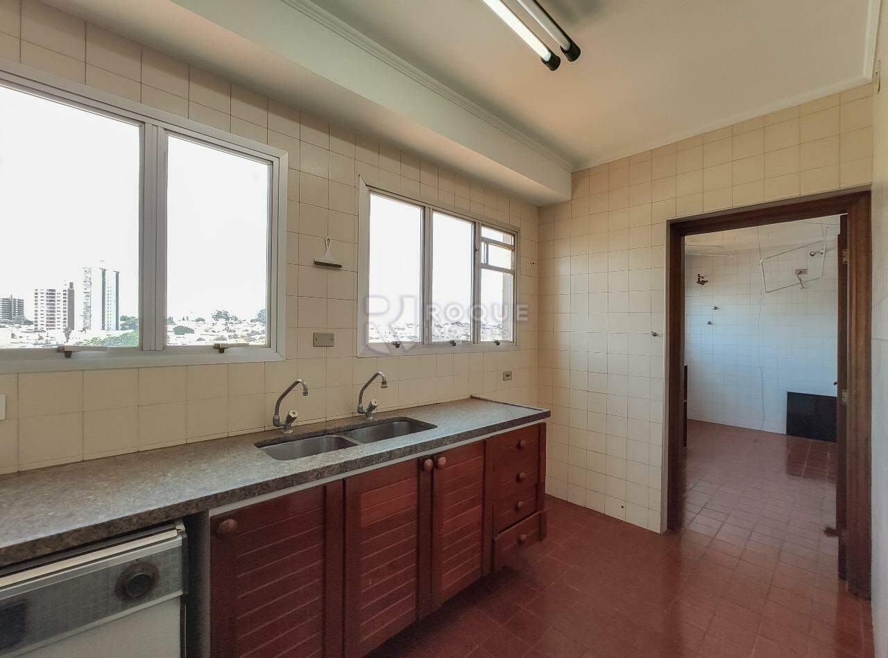 Apartamento à venda no bairro Vila Paraiso: Cozinha 