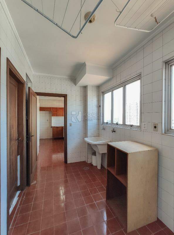 Apartamento à venda no bairro Vila Paraiso: Área de serviço 