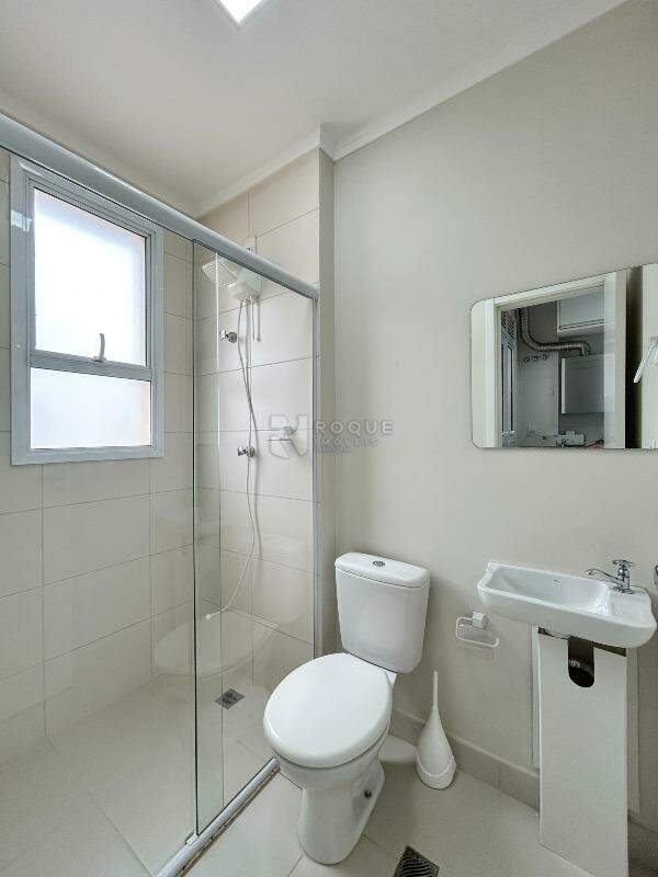 Apartamento para aluguel no bairro Jardim Aquárius: WC social fundo 