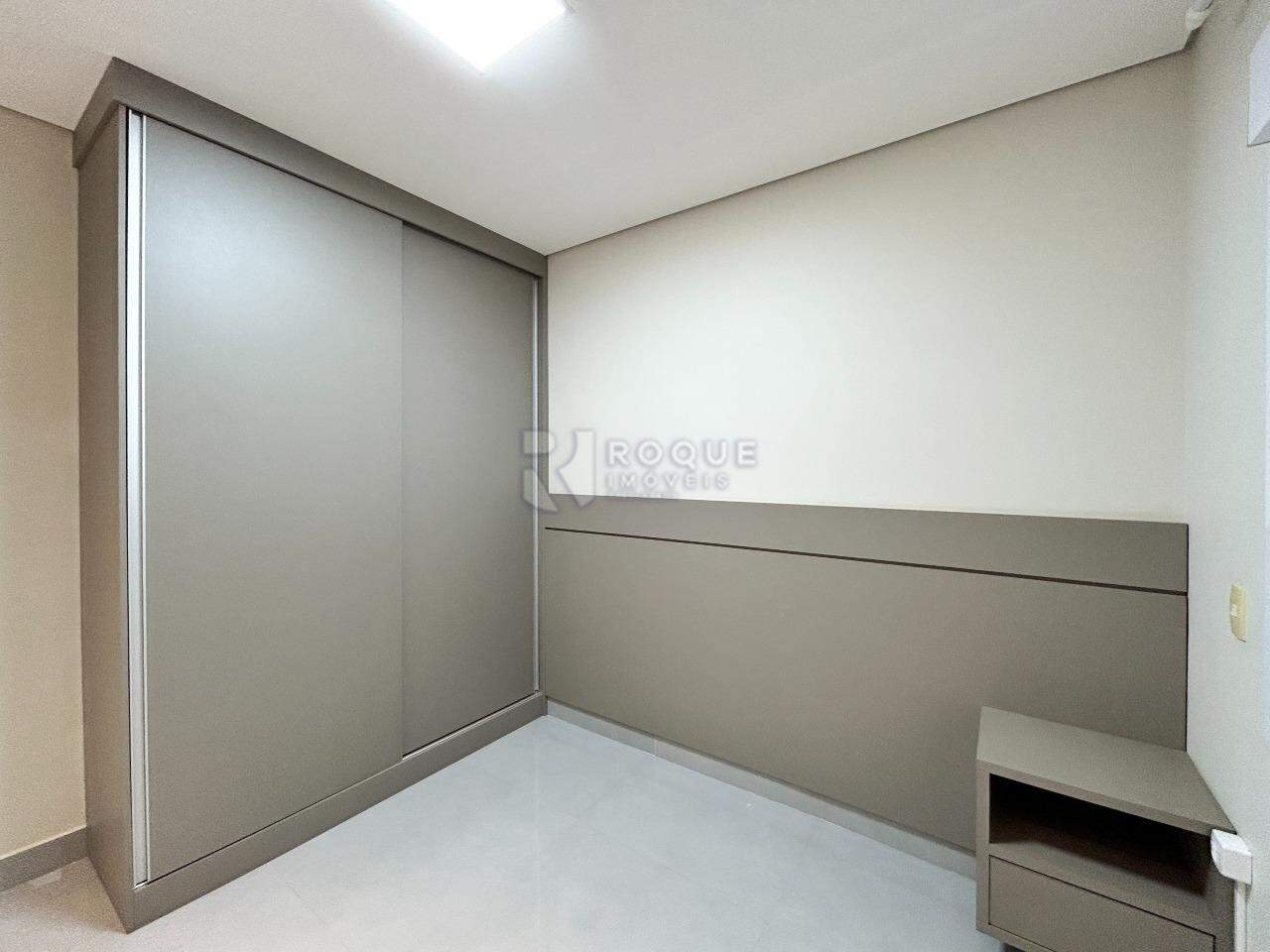 Apartamento para aluguel no bairro Jardim Aquárius: Suíte 1