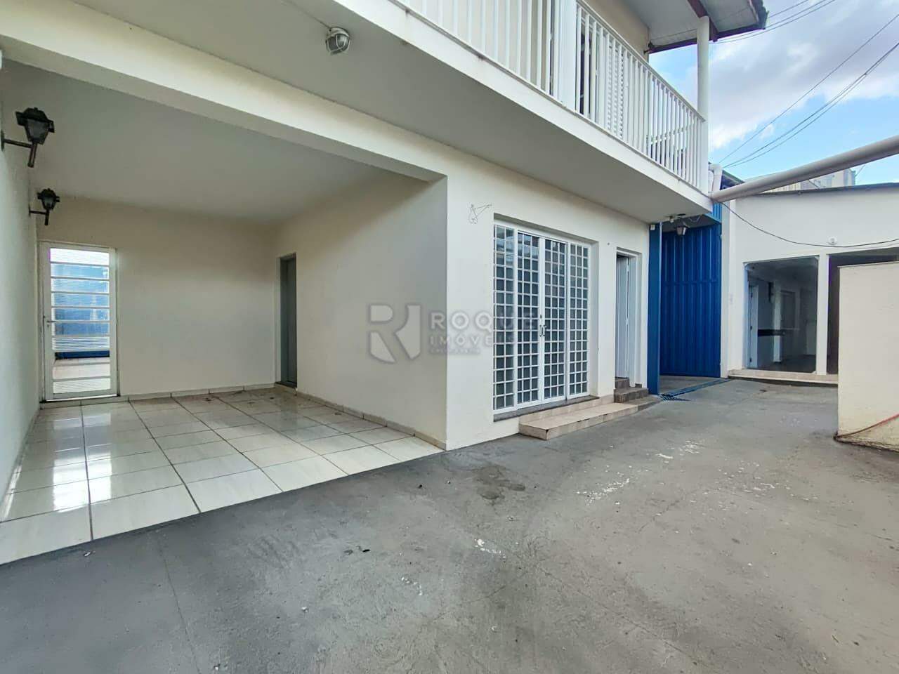 Barracão/Galpão para aluguel no bairro Jardim Barão de Souza Queiroz: Garagem