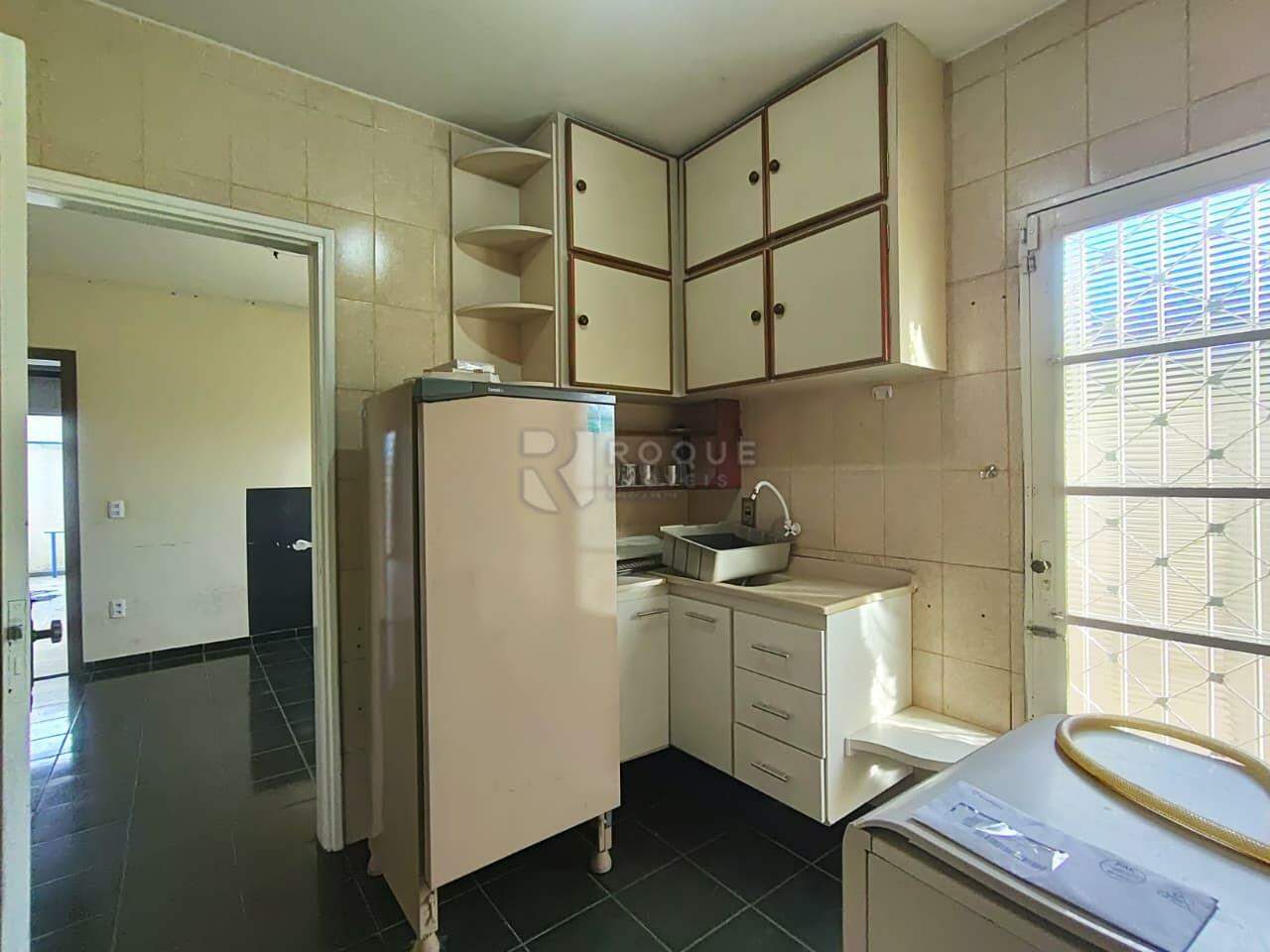 Barracão/Galpão para aluguel no bairro Jardim Barão de Souza Queiroz: Cozinha/Casa inferior