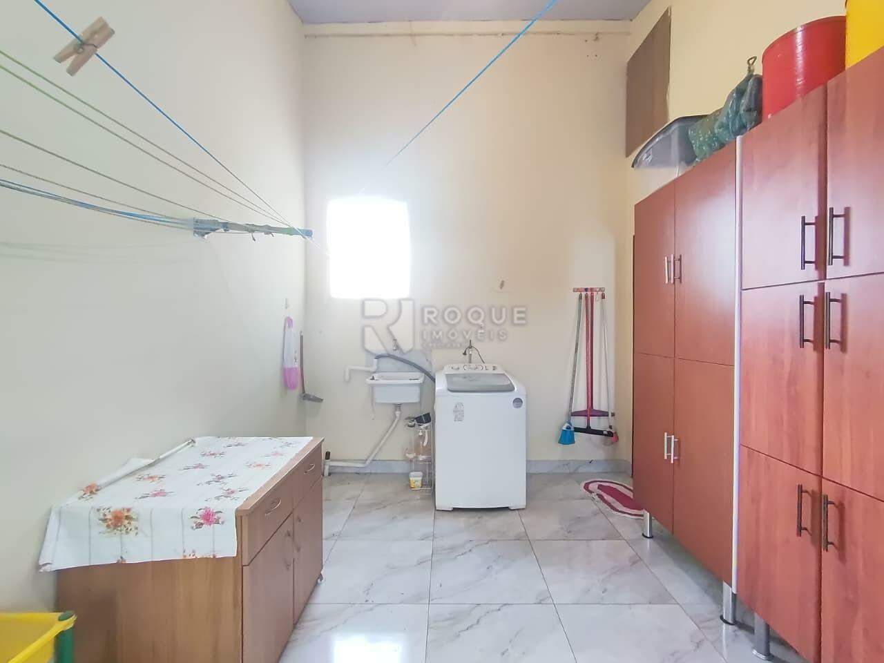 Barracão/Galpão para aluguel no bairro Jardim Barão de Souza Queiroz: Lavanderia casa Superior